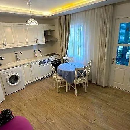 Kale Tas * Çeşme